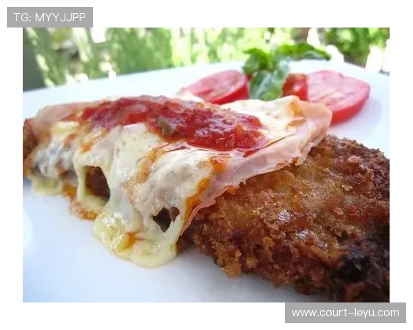 足球球星吃披萨引热议 谁是这位享受美食的超级巨星